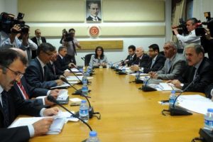 Komisyon Demirel'i dinleyecek