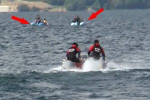 &Uuml;niversiteliler &ouml;l&uuml;mden d&ouml;nd&uuml;