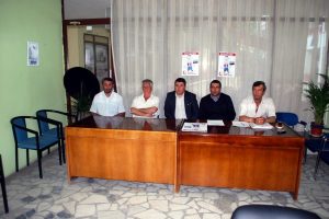 &Ccedil;ift&ccedil;inin &Ouml;TV indirimi imzaları meclise taşınıyor