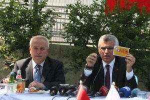 Akarkaya: 24 saat basının emrindeyiz
