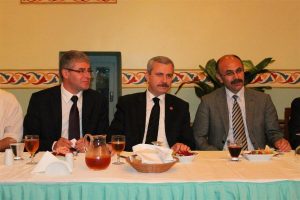 Bursa Vakıflar B&ouml;lge M&uuml;d&uuml;rl&uuml;ğ&uuml;'nde h&uuml;z&uuml;n ve mutluluk birarada yaşandı