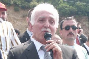 "Başkanlık sistemi g&uuml;ndemi değiştirmek i&ccedil;in devreye sokuldu"