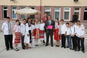 Kardeş okullar yaz oyunlarına coşkulu final