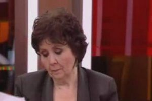 Ayşenur Arslan g&ouml;zyaşlarını zor zaptetti
