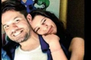 Kenan Doğulu ve Beren Saat'ten mutluluk pozu