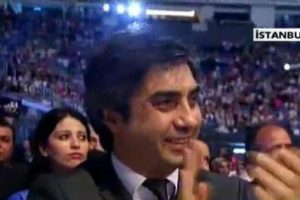 Necati Şaşmaz Bakanı &ouml;yle bir alkışladı ki