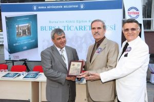 Ticaret Lisesi'nin 70 yıllık birikimi Bursa Belgeliğinde