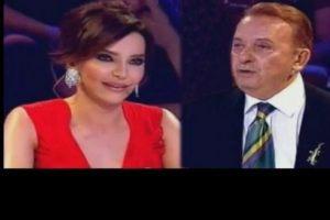 Huysuz Virjin Hande Ateizi'yi fena bozdu