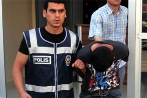 Polis yakalayamadı ama o yakaladı