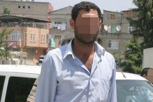 Boşandığı eşine tecav&uuml;ze kalktı