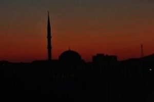 Sabah ezanı 01.36'da okundu!