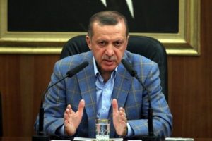 'Bu sorunu &ccedil;&ouml;zemezse AKP dağılır'