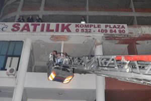 Sevgilisinden ayrılan gen&ccedil; canına kıymak istedi