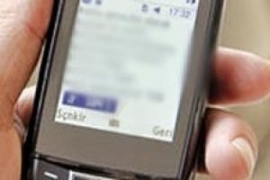Babalara şok SMS: "Tebrikler kızınız hamile"