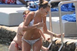 Hem suskun hem seksi
