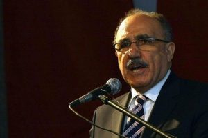 Suriyeli askerler T&uuml;rkiye'ye ge&ccedil;iyor