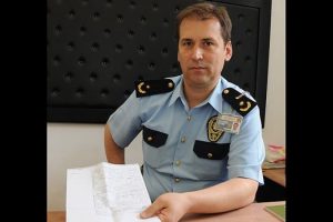 Trafik m&uuml;d&uuml;r&uuml;ne 'hız' cezası