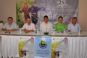 İneg&ouml;l'de festival i&ccedil;in geri sayım başladı