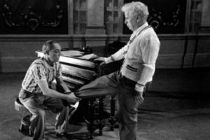 Charlie Chaplin'in daha &ouml;nce yayınlanmamış fotoğrafları ve senaryosu