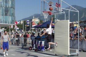 Basketbol tutkunları h&uuml;nerlerini g&ouml;sterdi
