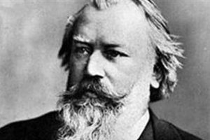 Brahms 115 yıl sonra dişlerinden oldu