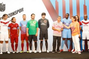 Trabzonspor'un formaları tanıtıldı