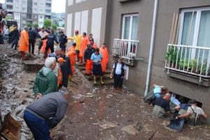 AFAD sel felaketinde kayıpları b&ouml;yle aradı