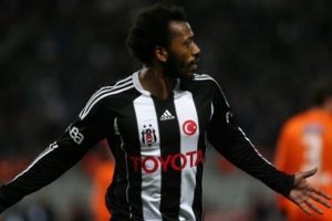 Fernandes'e teklif geldi!
