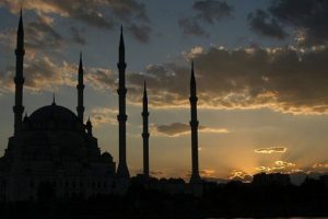 Berat Kandili coşkuyla idrak edildi