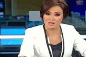 Belediye Başkanı'ndan spikere canlı yayında fır&ccedil;a