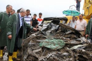 Kılı&ccedil;daroğlu sel b&ouml;lgesinde