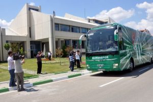 Bursaspor'un Avusturya yolculuğu b&ouml;yle başladı