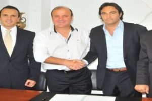 Beyhan &Ccedil;alışkan Altay'da