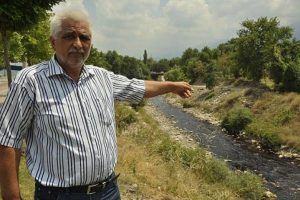 Bursa'da zehir deresi tehlike sa&ccedil;ıyor