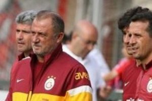 Terim'den Saffet Aky&uuml;z s&uuml;rprizi