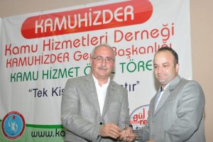 Bursa Kent Konseyi'ne 'K&uuml;lt&uuml;rel Hizmet &Ouml;d&uuml;l&uuml;'