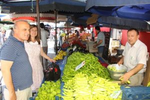 Pazarcı esnafı yeni y&ouml;netmelikten memnun