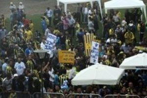 Fenerbah&ccedil;eli taraftarlar Topuk Yaylası'na akın etti