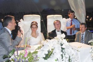 &Ouml;zcanbaz'ın mutlu g&uuml;n&uuml;