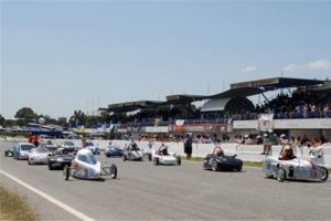 G&uuml;neş enerjisiyle Formula yarışı
