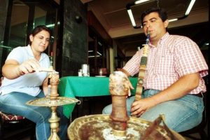 Sigaranın g&ouml;lge tehlikesi 'nargile'