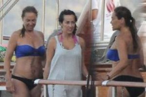 H&uuml;lya Avşar da bikinili g&ouml;r&uuml;nt&uuml;lendi