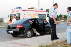 &Ouml;l&uuml;m direksiyon başında yakaladı!