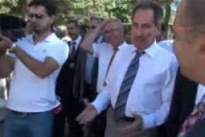 Bakan G&uuml;nay'dan g&uuml;ld&uuml;ren resim polemiği