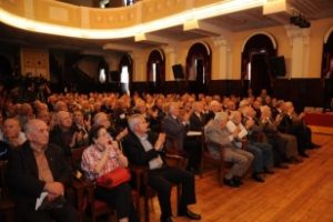 G.Saray Divan Kurulu'nda gerginlik