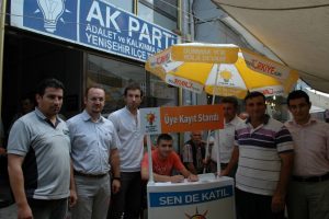 AK Parti'den &uuml;ye hamlesi