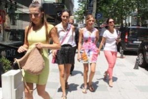 Sinem frikik vermesin diye herkes seferber oldu
