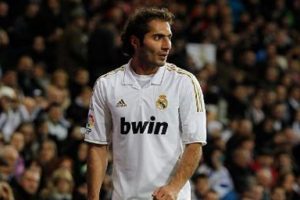Hamit, 50 bin Aslan &ouml;n&uuml;nde imza atacak!