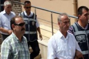 Bursa cezaevi m&uuml;d&uuml;r&uuml;ne 2 yıl 4 ay hapis