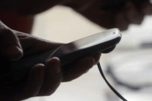 Telefonlara iniyor cepleri yakıyor